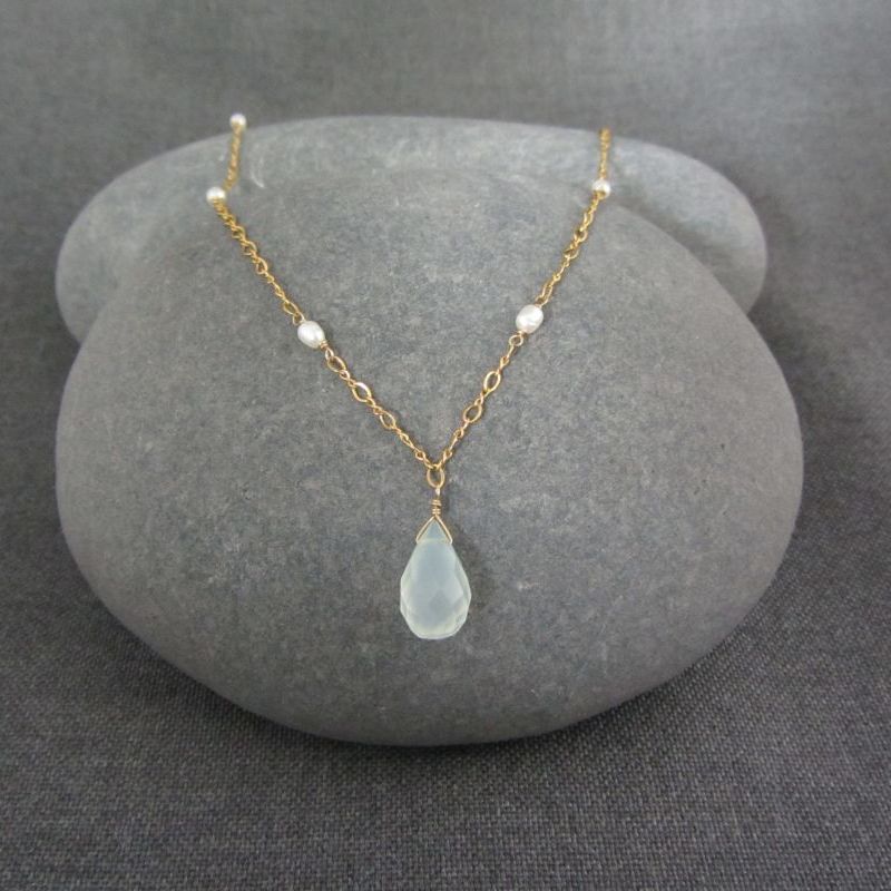 Chalcedony & Pearl Necklace