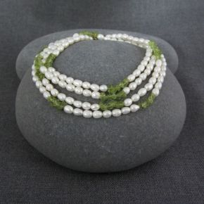 Pearl & Peridot Necklace